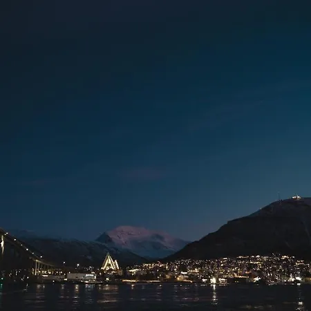 Aurora View فيلة *